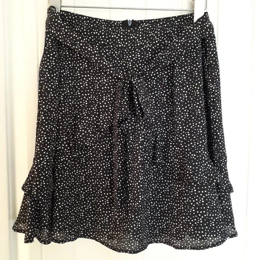 altar'd state Black & White Polka Dot Ruffle Mini Skirt with Waist Tie Size L